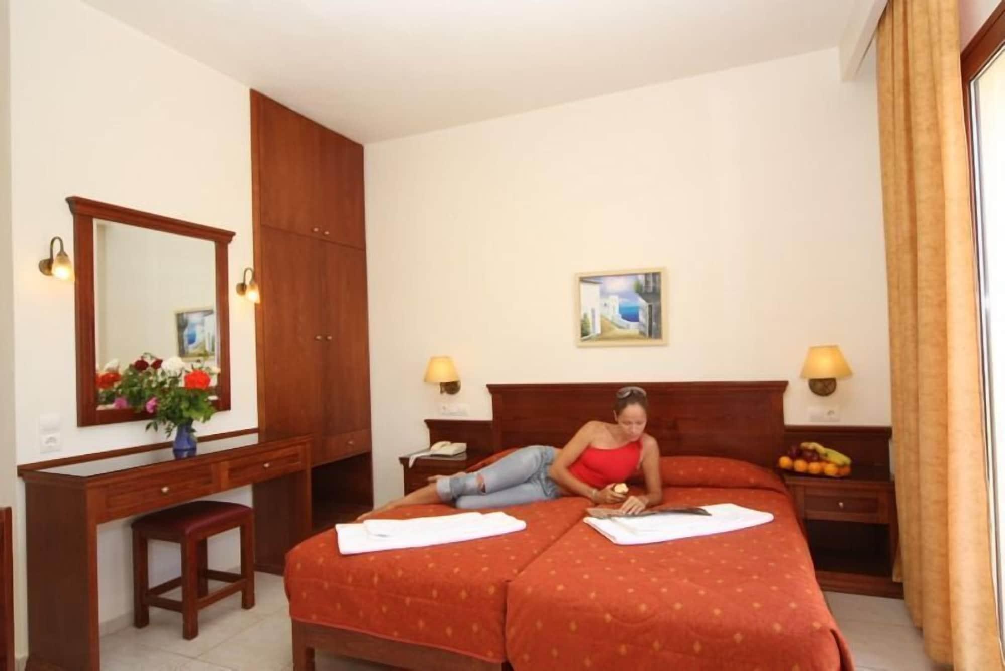 Maria Lambis Aparthotel Stalís Exterior photo